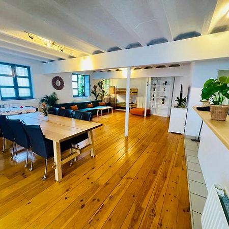 Down Town Oasis-Spacious Loft With Private Parking 브뤼셀 외부 사진