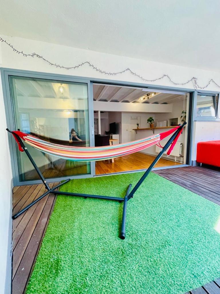Down Town Oasis-Spacious Loft With Private Parking 브뤼셀 외부 사진
